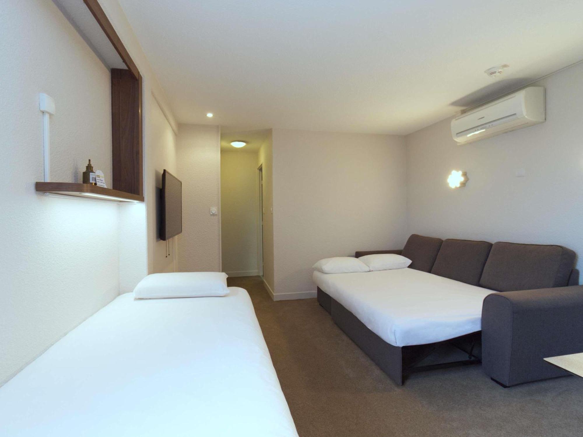Greet Hotel Dijon Sud Longvic Exterior photo